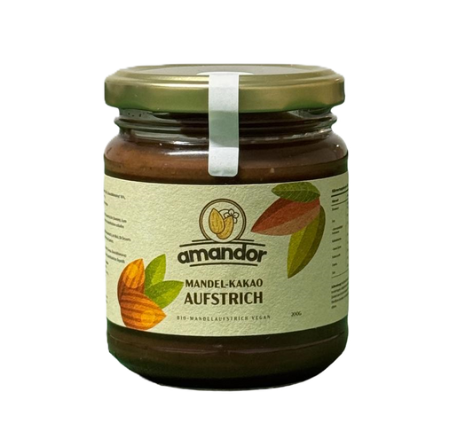 Veganer Bio-Mandel-Kakao-Aufstrich